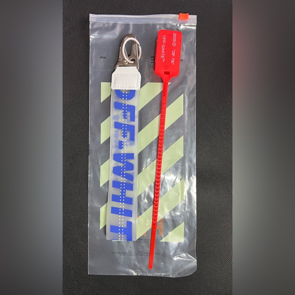 Off-white Lanyard Keychain with industrial clasp (Blue)
